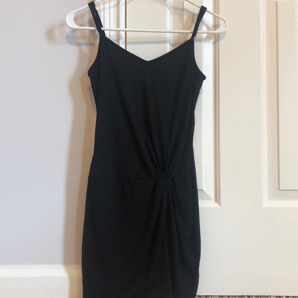 super cute simple black dress!